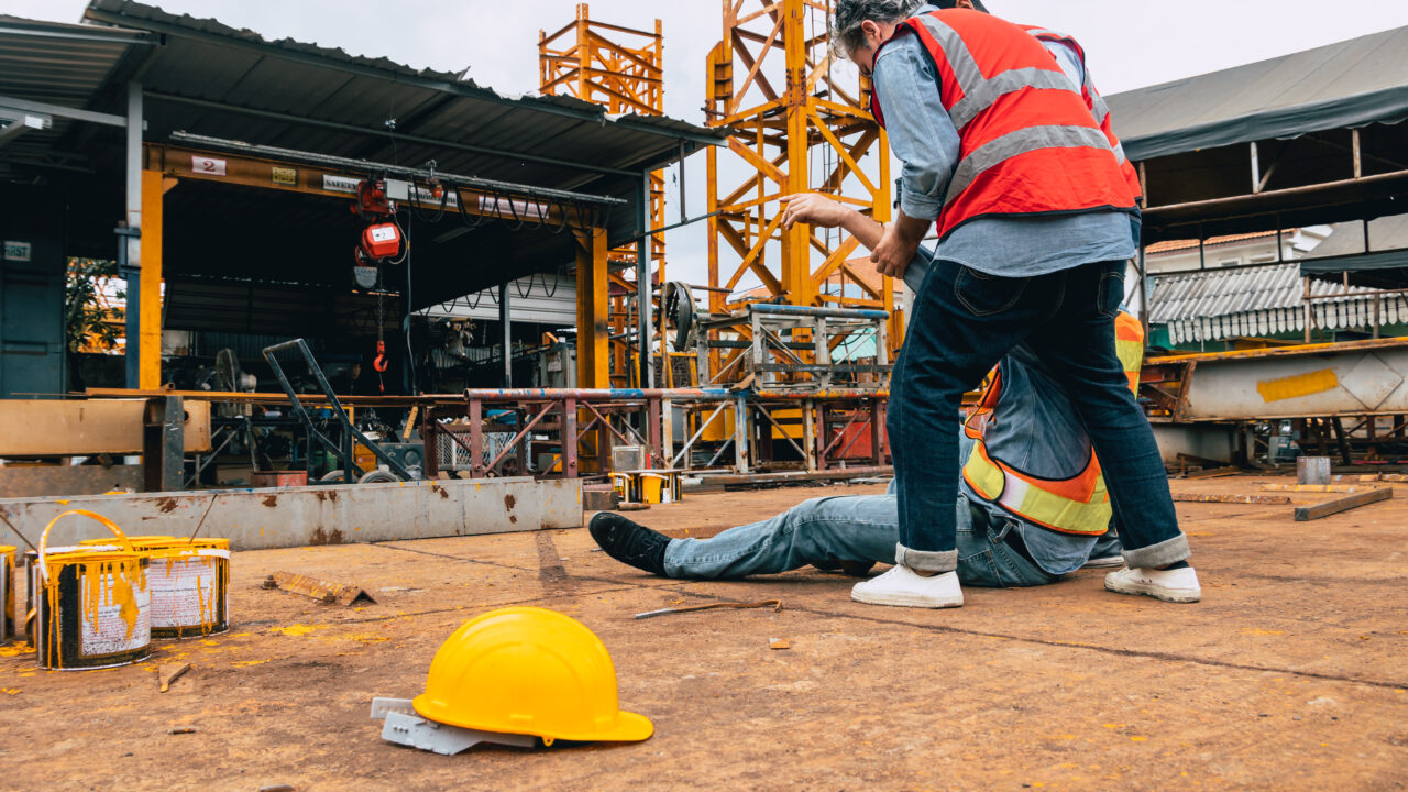 Construção de edifícios foi a 2ª atividade com mais mortes no trabalho em dez anos e acende alerta para gestão de terceiros