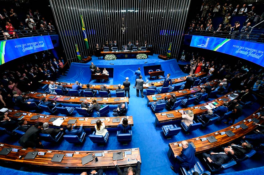 Senado aprova fim da escala 6×1: veja como votaram os parlamentares